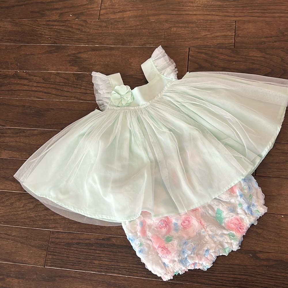 First Impressions Pastel 2-Piece Easter / Spring outfit. Size 18mo. NWT